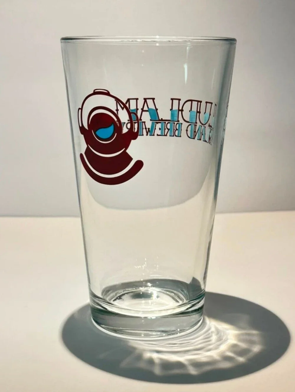 Ludlam Island Brewery beer Pint glass